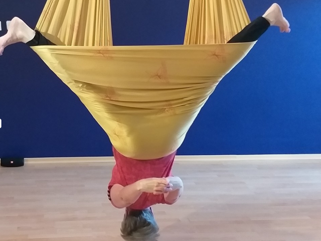 AntiGravity fitness &amp;Aeiral Yoga (1 vadba)